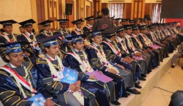 التربية تعلن نتيجة امتحانات الثانوية العامة للعام الدراسي 2016/ 2017م بنسبة نجاح 90،26 بالمئة