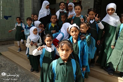 اليونيسف:2108 مدارس لم تعد صالحة للتعليم في اليمن ومليوني طفل خارج المدارس